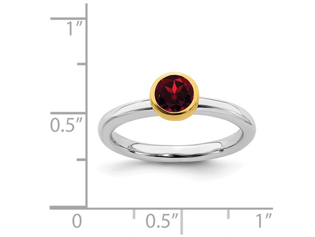 3/5 Carat (ctw) Solitaire Garnet Ring in Sterling Silver with Yellow Accent - 9