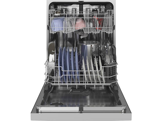 GE GDP645SYNFS 48 dBA Fingerprint Resistant Stainless Dishwasher with Sanitize Cycle