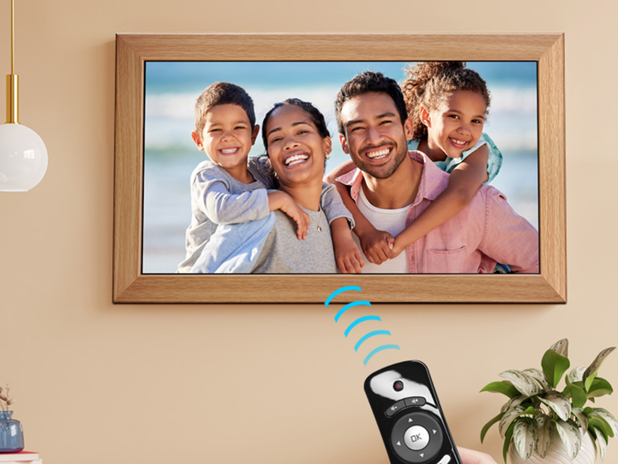 Sungale HD Cloud Digital Frame (21.5", Remote/App Control)