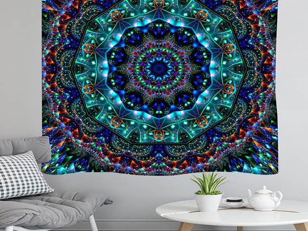 Art Retro Wall Tapestry “Hypnotic Peace” (230x180cm