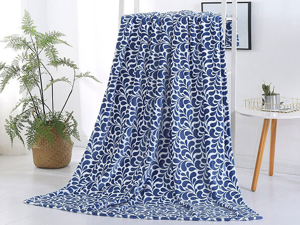 Paisley Plush Throw Blanket (Cobalt Blue) | Joyus