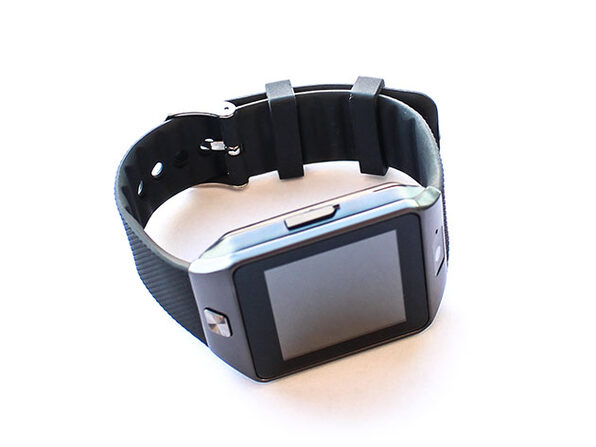 Bluetooth Smartwatch with Camera and 