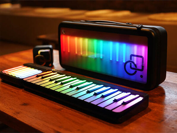 POPUPIANO スマートアクティブキーボード ブラック 音乐密码 PopuPiano Smart Portable Keyboard Piano with Chord Pad | StackSocial