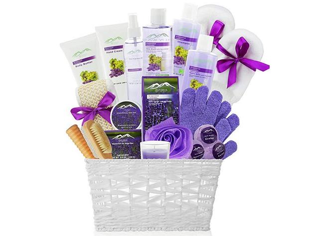 Luxurious Grapeseed & Lavender 20-Piece Spa Bath and Body Gift Basket