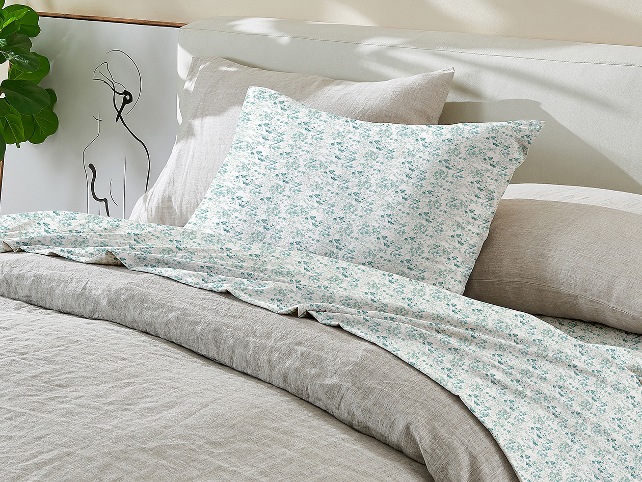 4-Piece Floral Print Microfiber Sheet Set (Chamblee Blue/King)