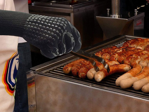 Made of Triple Premium Materials, These Gloves are Flexible & High Heat Resistant for Safe Cooking