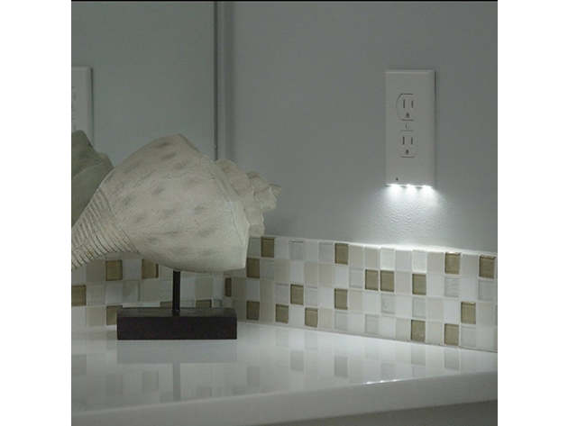 Outlet Cover with Built-In LED Night Light (Duplex/Rounded/5-Pack)