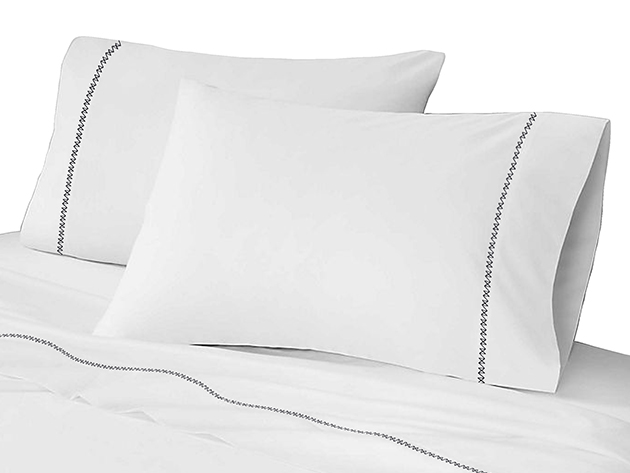 Royale Linens 4-Piece Brushed Microfiber Sheet Set (White/King)