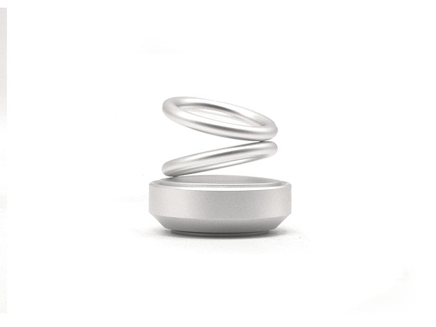 Spinning Car Aromatherapy Diffuser (Silver)
