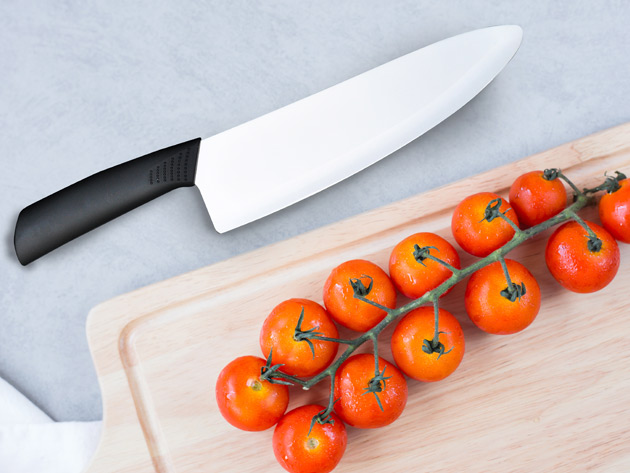 knife and cutting board