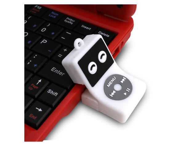 Digital Gadgets DGUSB8IP 8GB iPod-Shaped USB Flash Drive