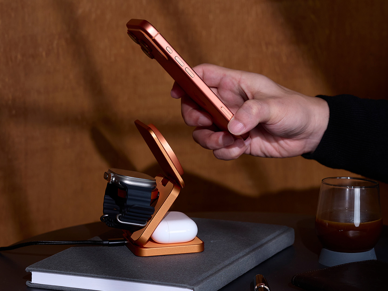 Mag 3 Ultra Qi2 25W 3-in-1 Foldable Charger (Orange)