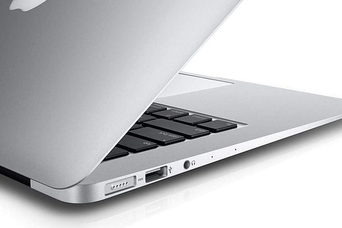 This deal won’t last long! Get this refurbished MacBook Air for only $319.97