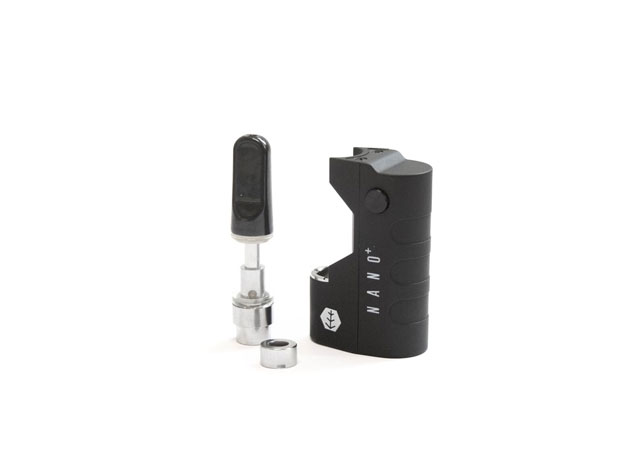 Customize your vaping experience with voltage controls of 3.4V, 3.7 V or even 4.0 V 
