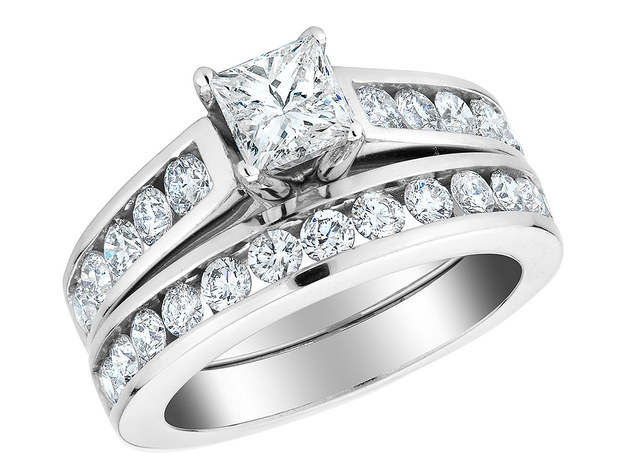 2.0 Carat (ctw H-I, I1-I2) Princess Cut Diamond Engagement Ring & Wedding Band Set in 14K White Gold - 6.5