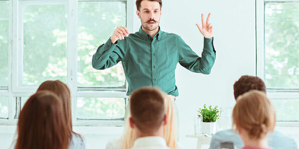 Public Speaking & Presentations Body Language: Professional Skills - Product Image
