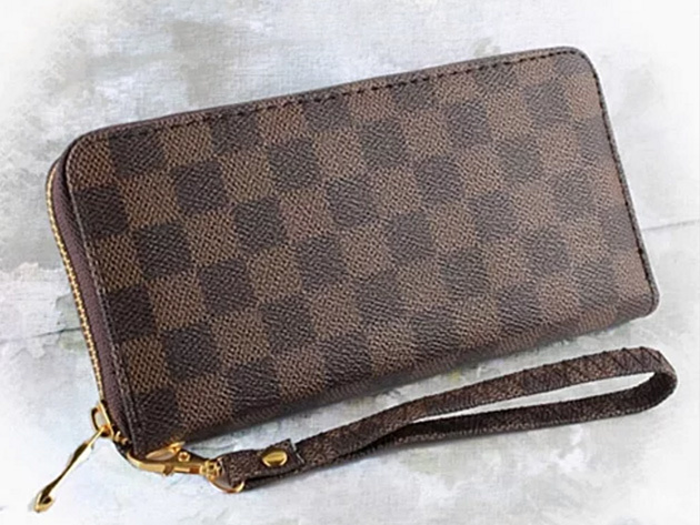 CHEXMATE Collection Wristlet Wallet (Chessboard Checks)