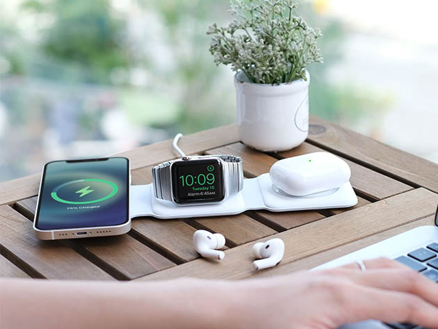 SYNCWIRE Magta: All-in-1 Magnetic Modular Charging Station by SYNCWIRE —  Kickstarter