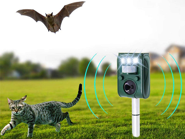 Ultrasonic Pest & Animal Repeller with Motion Sensor