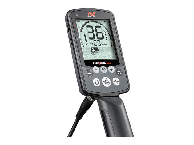 Minelab EQUINOX800 EQUINOX 800 Metal Detector with EQX 11 in.; Double-D Waterproof Coil