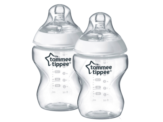 Tommee Tippee Closer to Nature Complete Newborn Feeding Gift Set, A Complete Newborn Starter Set is All You Need for Content and Easy Feeding Times, White