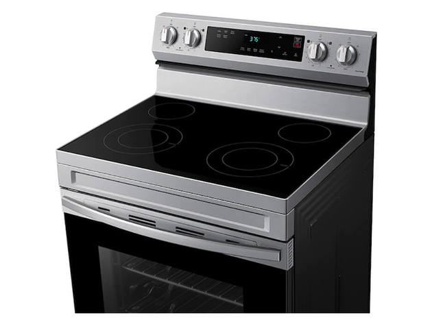 Samsung NE63A6111SS 6.3 Cu. Ft. Stainless Steel Freestanding Electric Range Oven