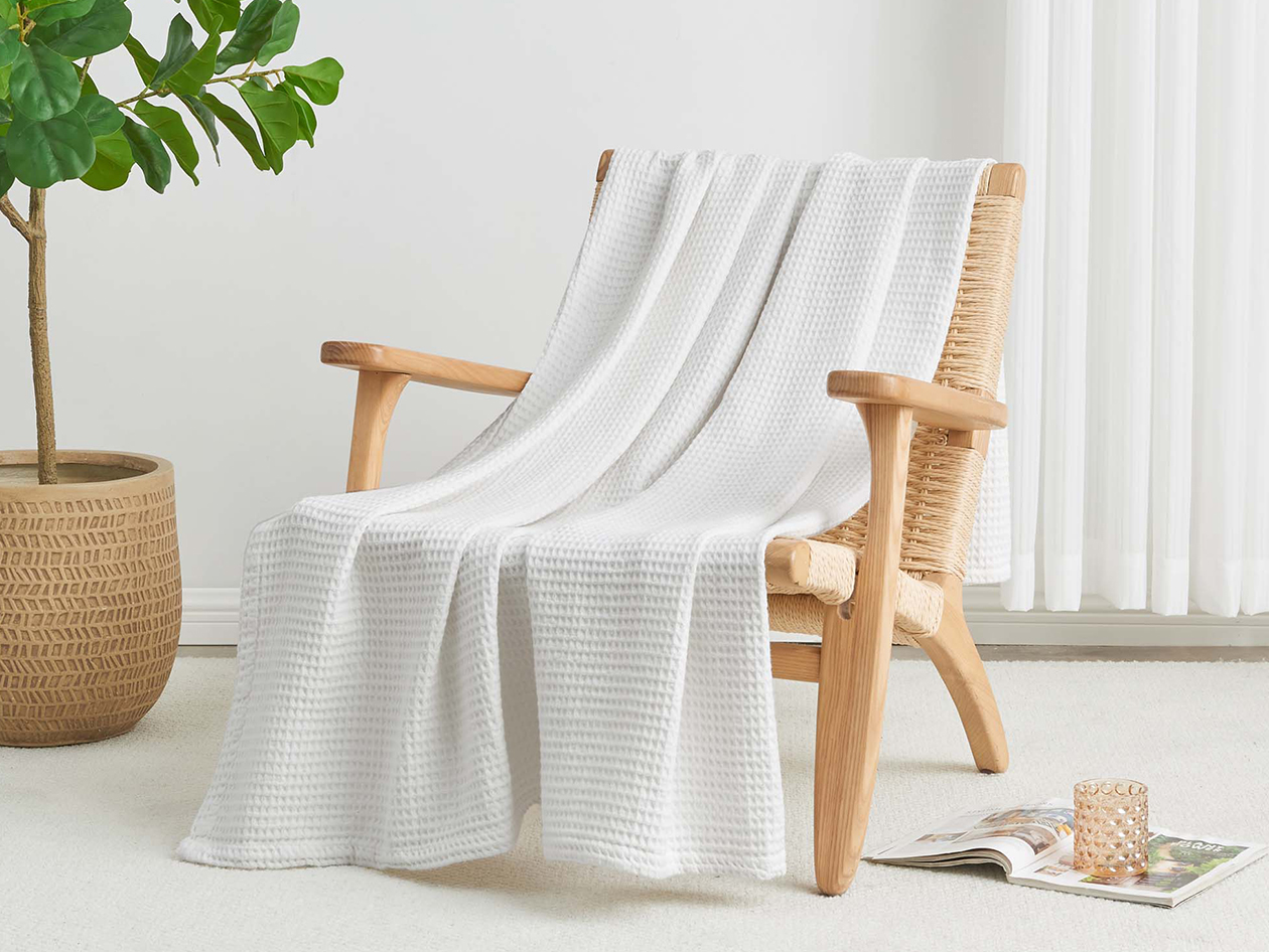 Vintage Cotton Waffle Blanket (King/White)