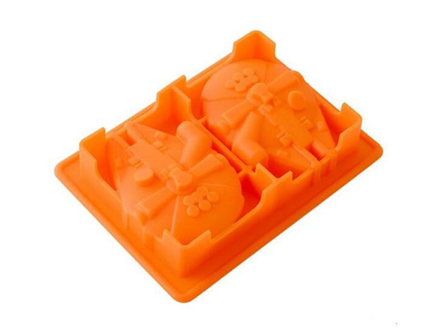 Millennium Falcon Ice Molds