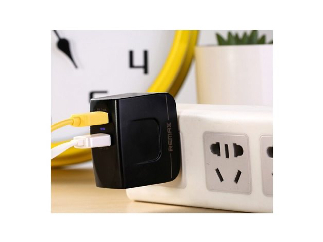 Remax 3.4A Dual USB Port Universal Travel Charger, White / Black