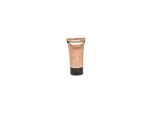 St. Tropez Natural Gradual Tan Tinted Moisturiser & Primer - 1.6 oz / 50 ml