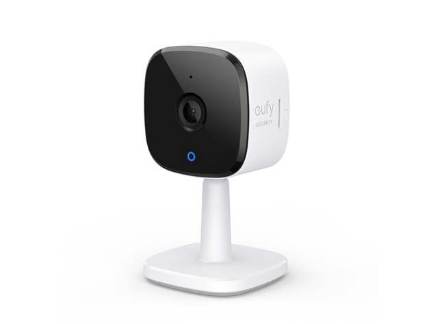 eufy Solo IndoorCam C24  (2K, Plug-in)