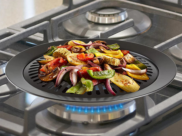 With Non-Stick Coating, This Grill Cooks Your Food Evenly While Sealing in All the Flavors