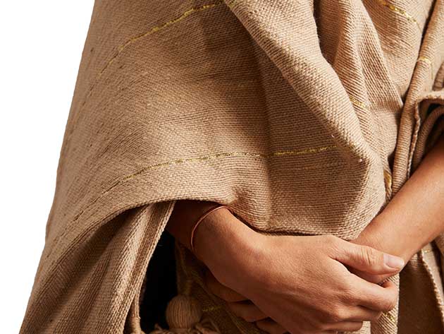 Moroccan Tasseled Blanket (Camel)