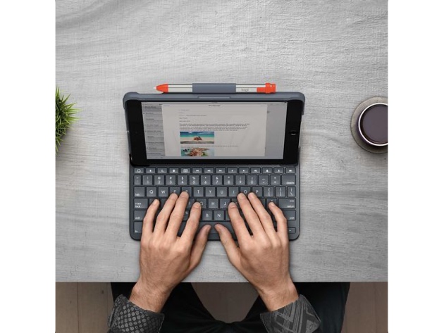 Logitech 920-009017 Slim Folio with Integrated Bluetooth Keyboard for iPad Black (No Box)
